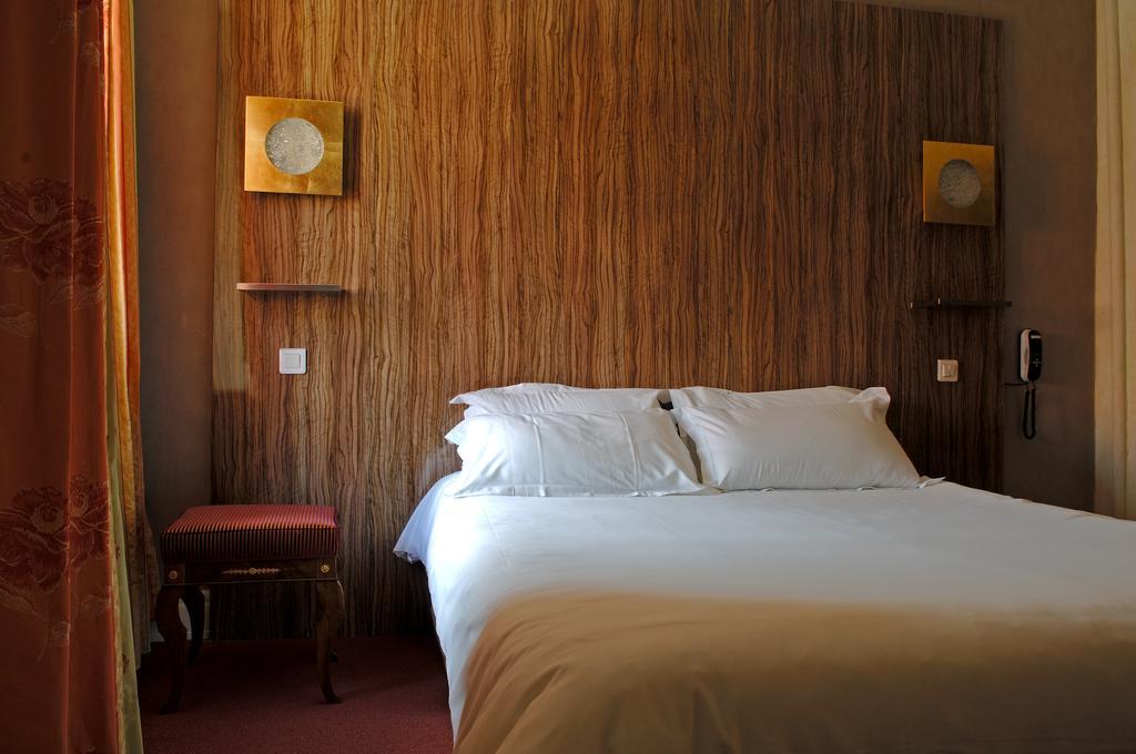 Hostellerie Jerome La Turbie Cameră foto